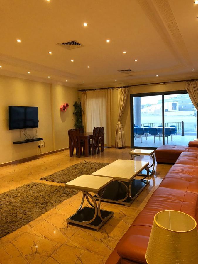 منتجع اليال Alyal Resort Al Khiran Esterno foto
